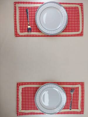 El Yapımı Beyaz Şeritli Kırmızı Pötikare Yemek Takımı Supla - 3