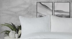 Homeilla Çizgili Mikro Saten Flaplı 2'li Yastık Kılıfı 50x70 Beyaz